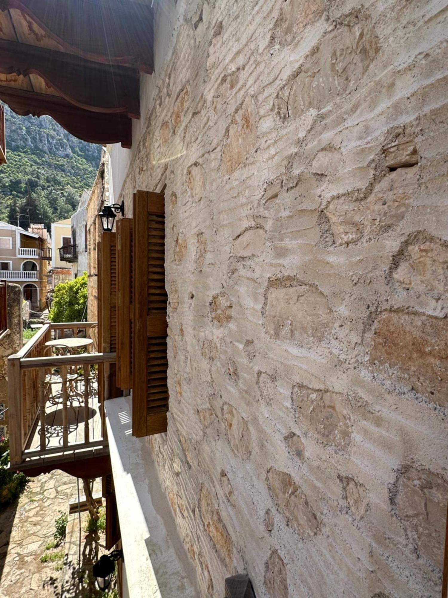 Castellorizon Pensione Megisti Exterior photo